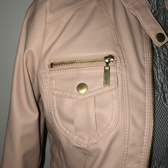 Pink Jacket - Picture 2 of 4